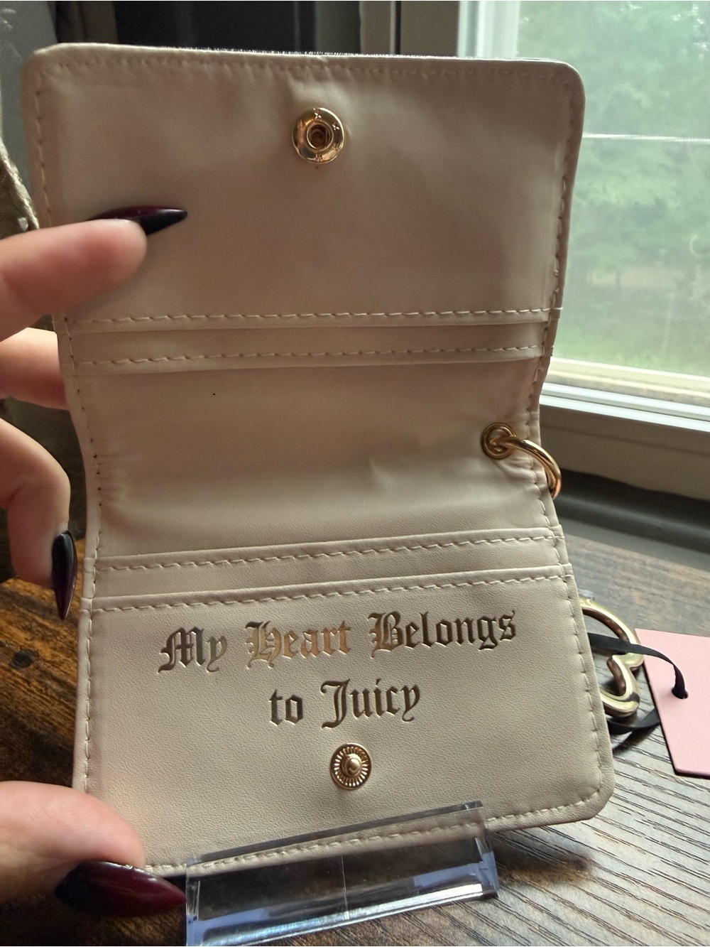 NWT Juicy Couture Black Mini Wallet with Lipstick & Heart Charms - Picture 4 of 4